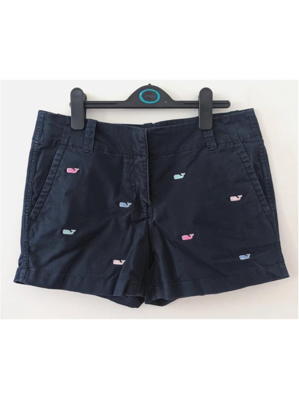 Vineyard Vines Multi-Color Whale Print Pattern Navy Blue Shorts WOMEN'S SIZE 2